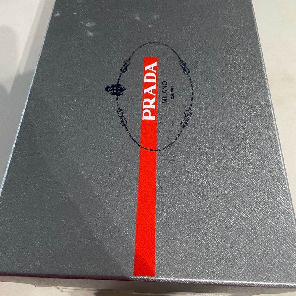 Prada kaki color espadrille. Size 7.5 - Picture 3 of 6